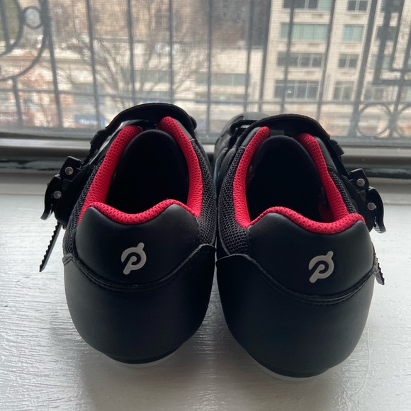 Peloton Men’s Cycling Shoes - Picture 2 of 5
